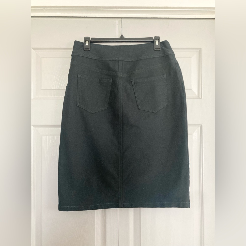 The Main Street Exchange midi skirt - Picture 2 of 3